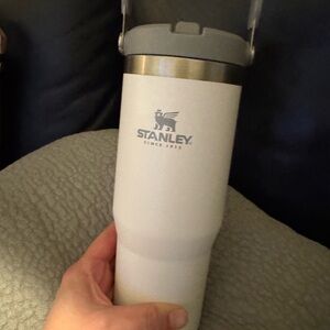 Stanley white The IceFlow™ Flip Straw Tumbler